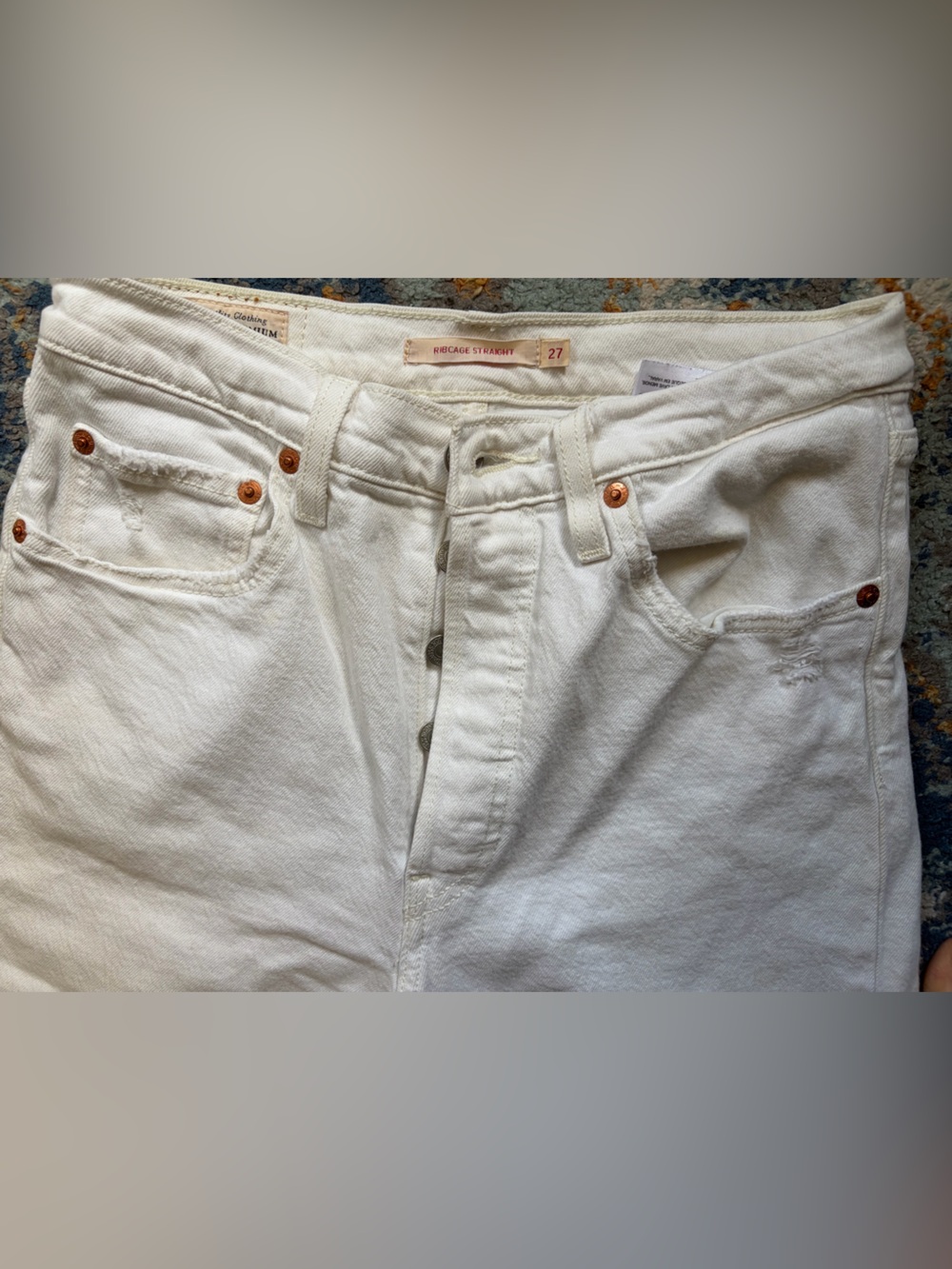 Levi’s Ribcage Straight (27) - Picture 4 of 8